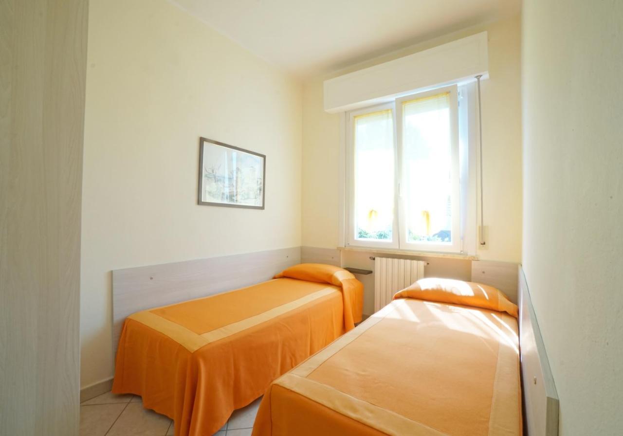 Appartamenti Manuela Vada Kültér fotó